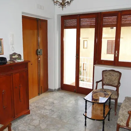 Apartment Casa Ivana In Centre *